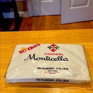 Canon Monticello No-Iron Pillowcases - White